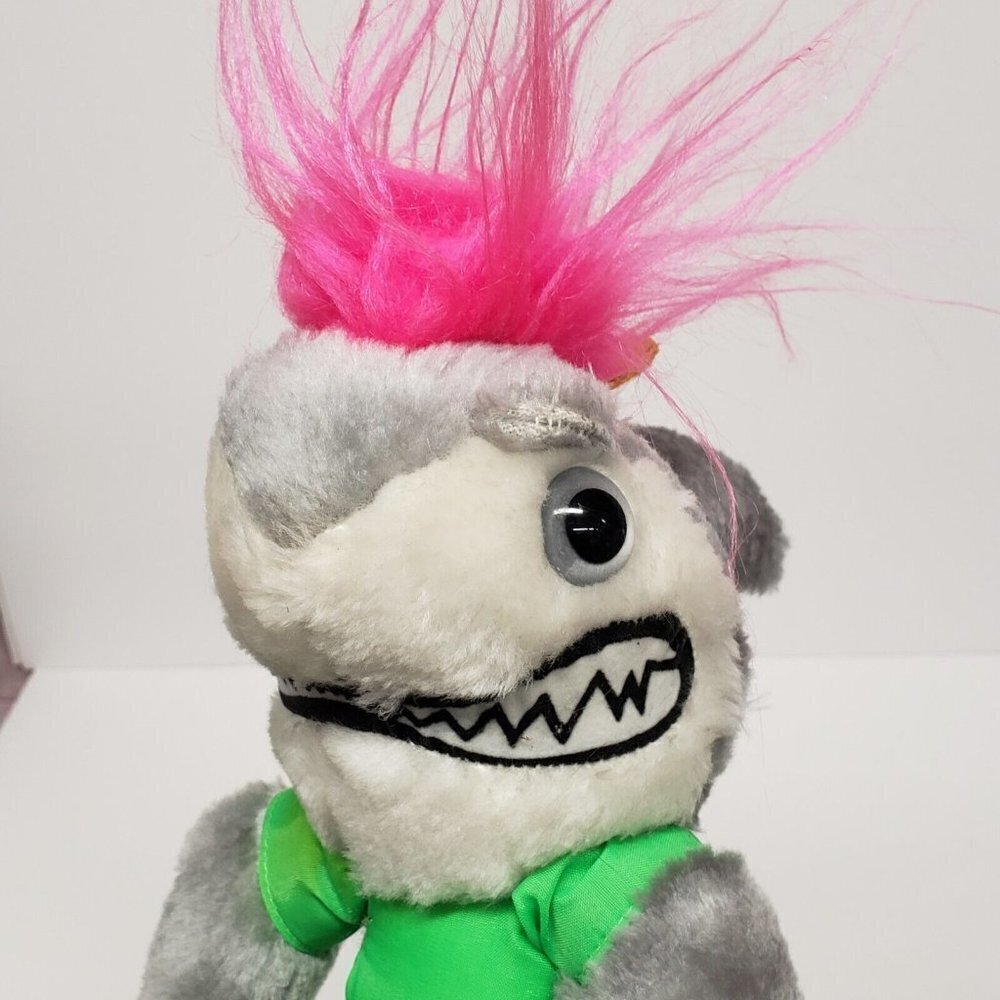 Ace Novelty 10" Gray Shark Green Killer Shirt Pink Hair Stuffed Animal Plush - Picture 11 of 11